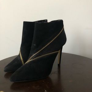 Unique Black Heeled Ankle Booties